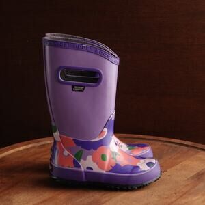 Bogs Boots Toddler SZ 9 Purple Floral Pull On Chore Outdoor Rain Waterproof Flat
